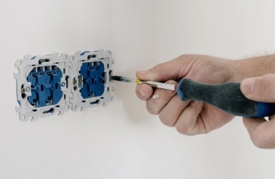 Krachtstroom aanleggen